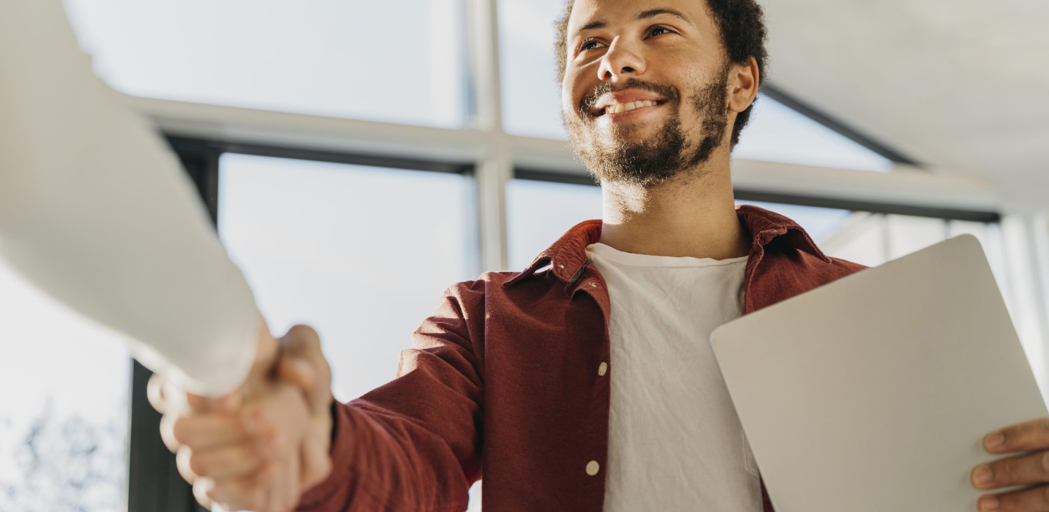 business-people-hand-shake